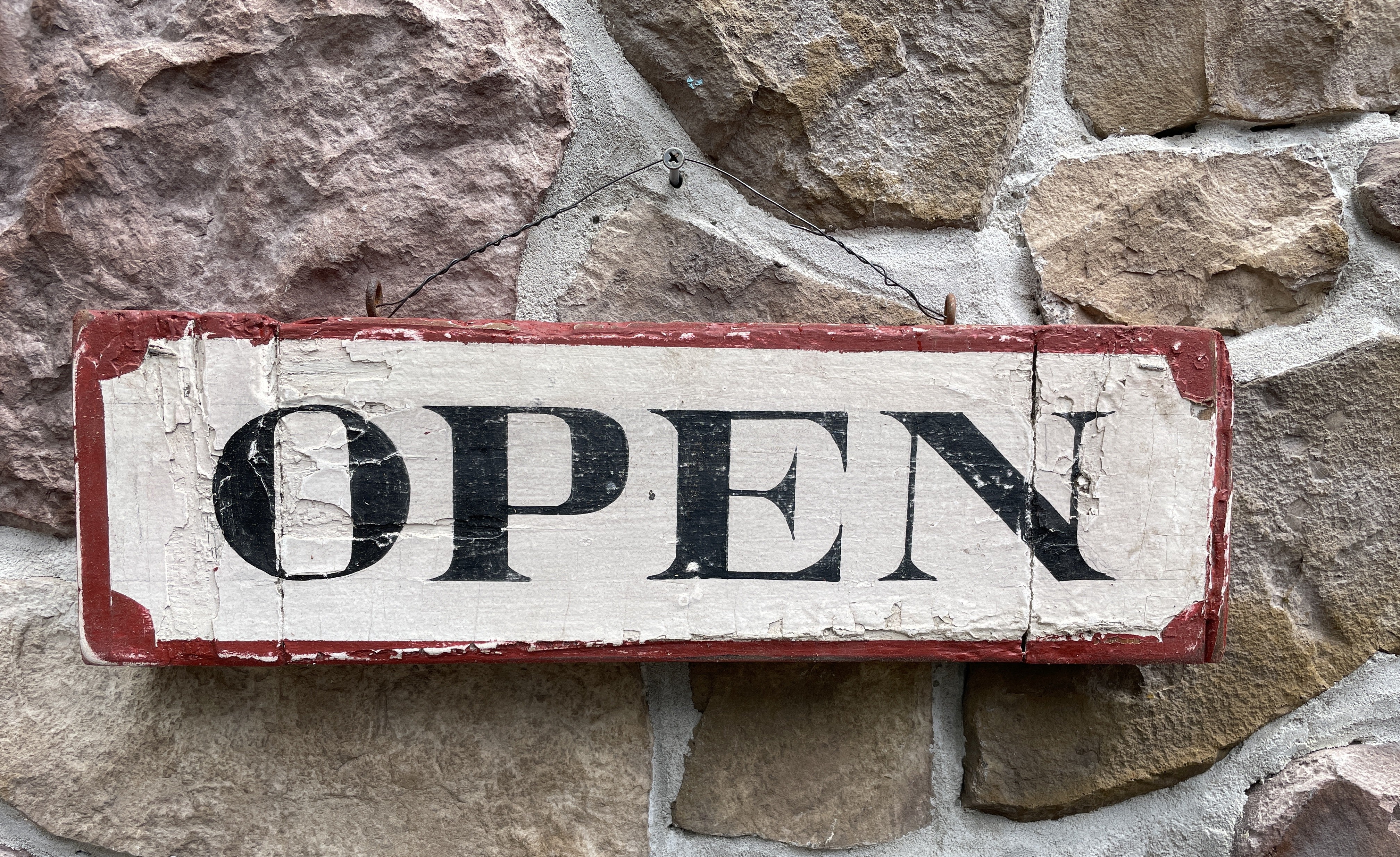 Two-sided Open/Closed sign