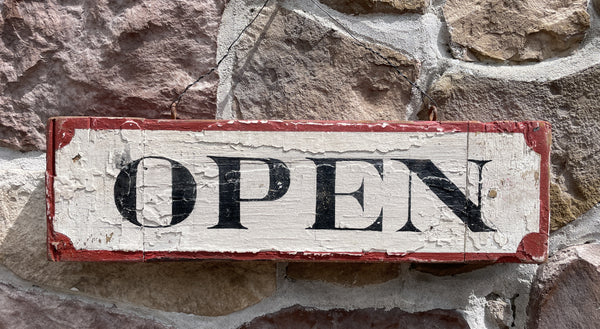 Two-sided Open/Closed sign