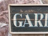 Garden arrow