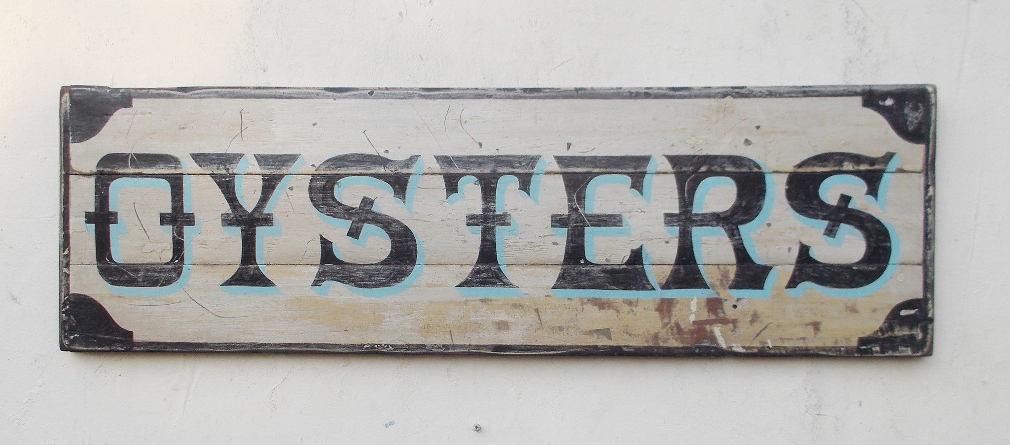 Oysters sign