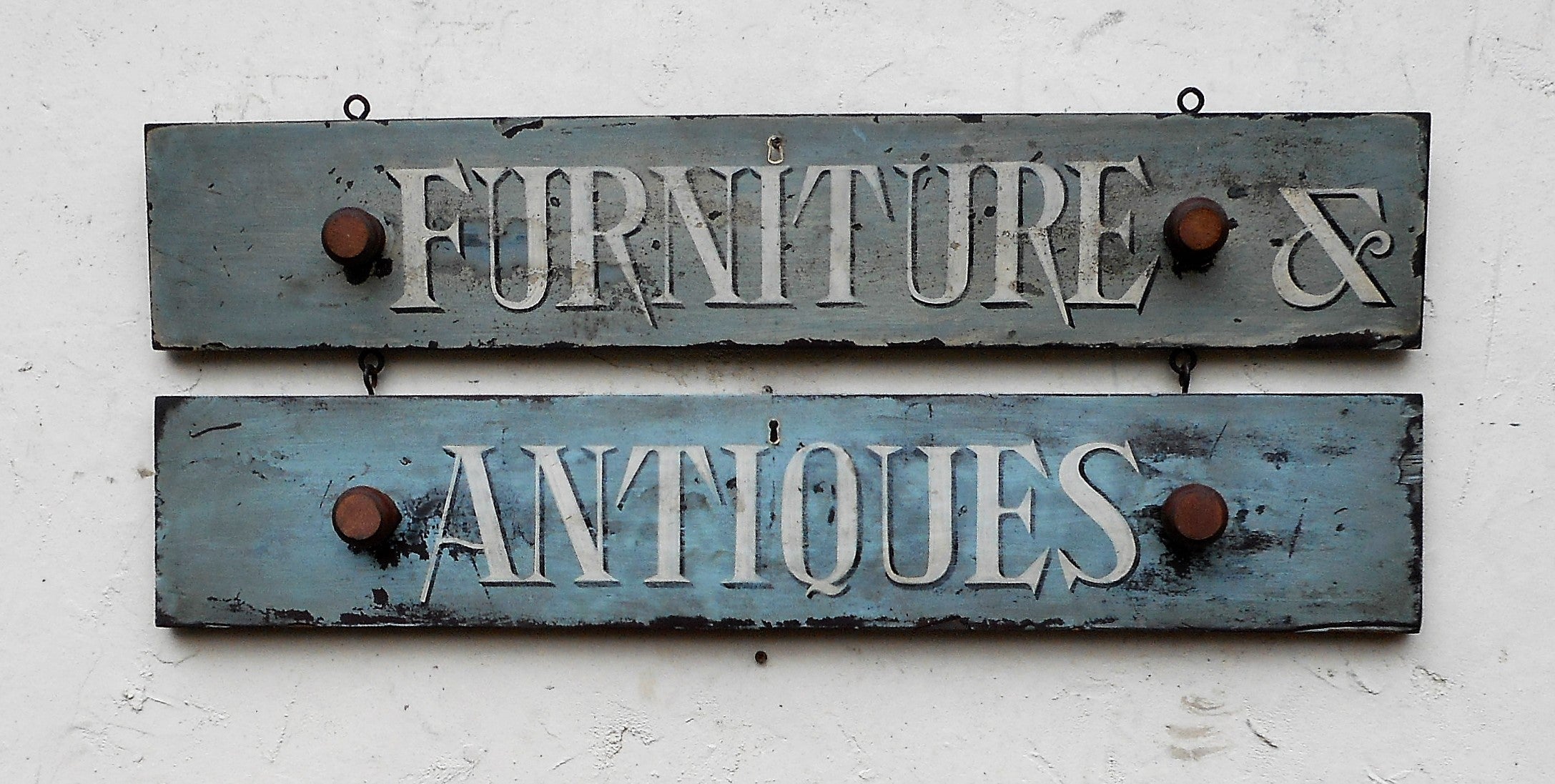 Furniture & Antiques